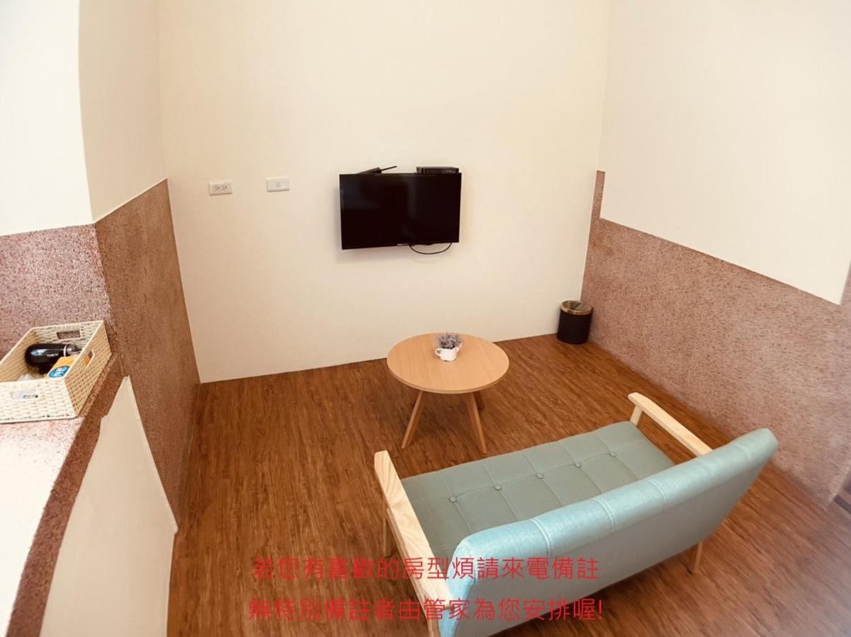 Green Only Homestay Tainan Eksteriør bilde
